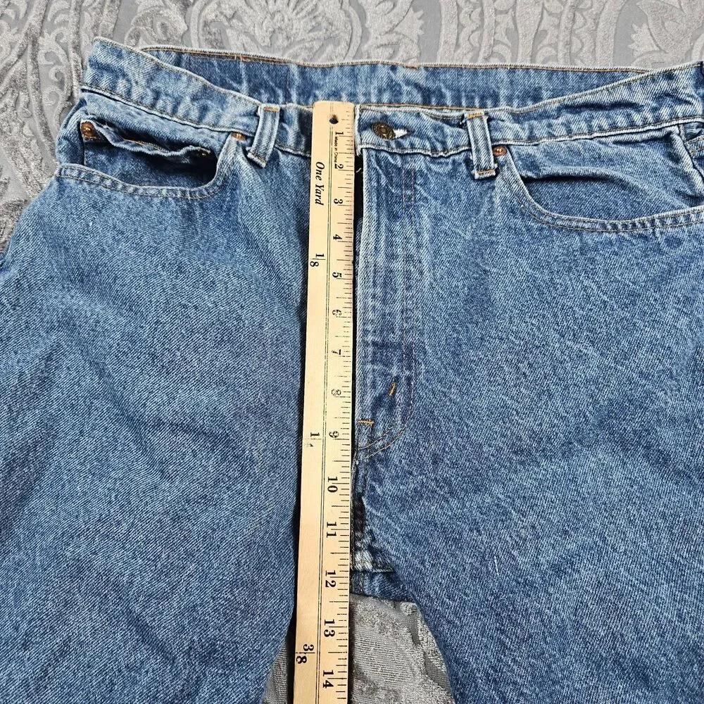 Levis no holes